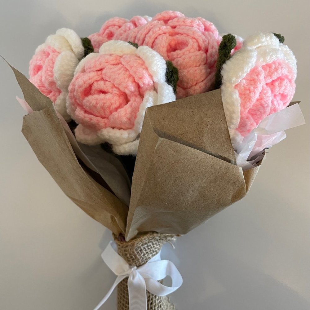 Handmade Crochet Bouquet (Roses)